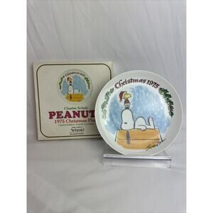 PEANUTS SNOOPY & WOODSTOCK 1975 Limited Edition Christmas Plate